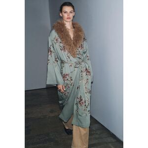 ZARA ZW Collection Faux Fur Collar Kimono Robe Light Blue Size S Limited Edition